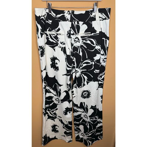 LulaRoe Emery Pants Womens XL Black White Floral Stretch Wide Leg Boho Hippie - Picture 2 of 6